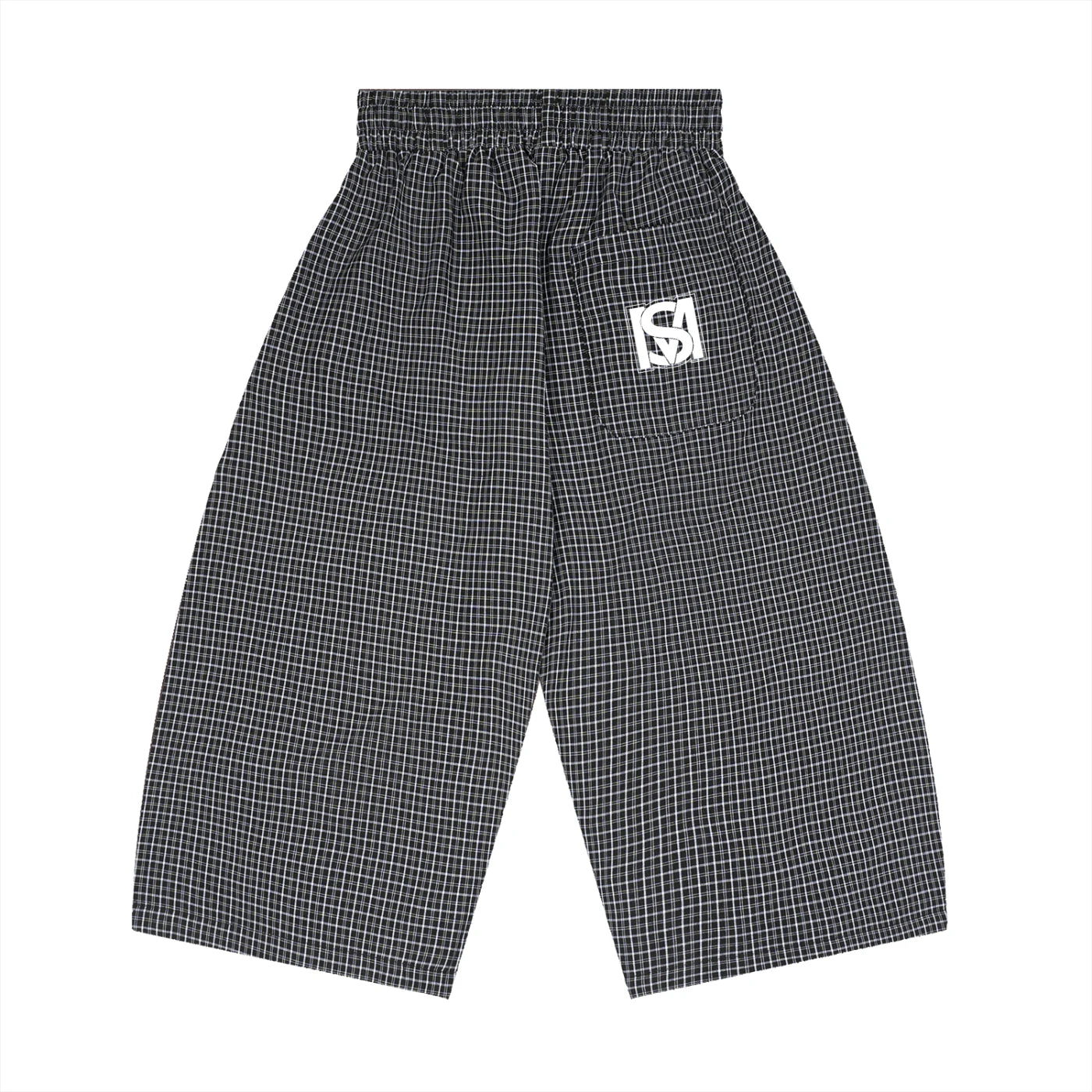 SM Plaid Capri Shorts black back
