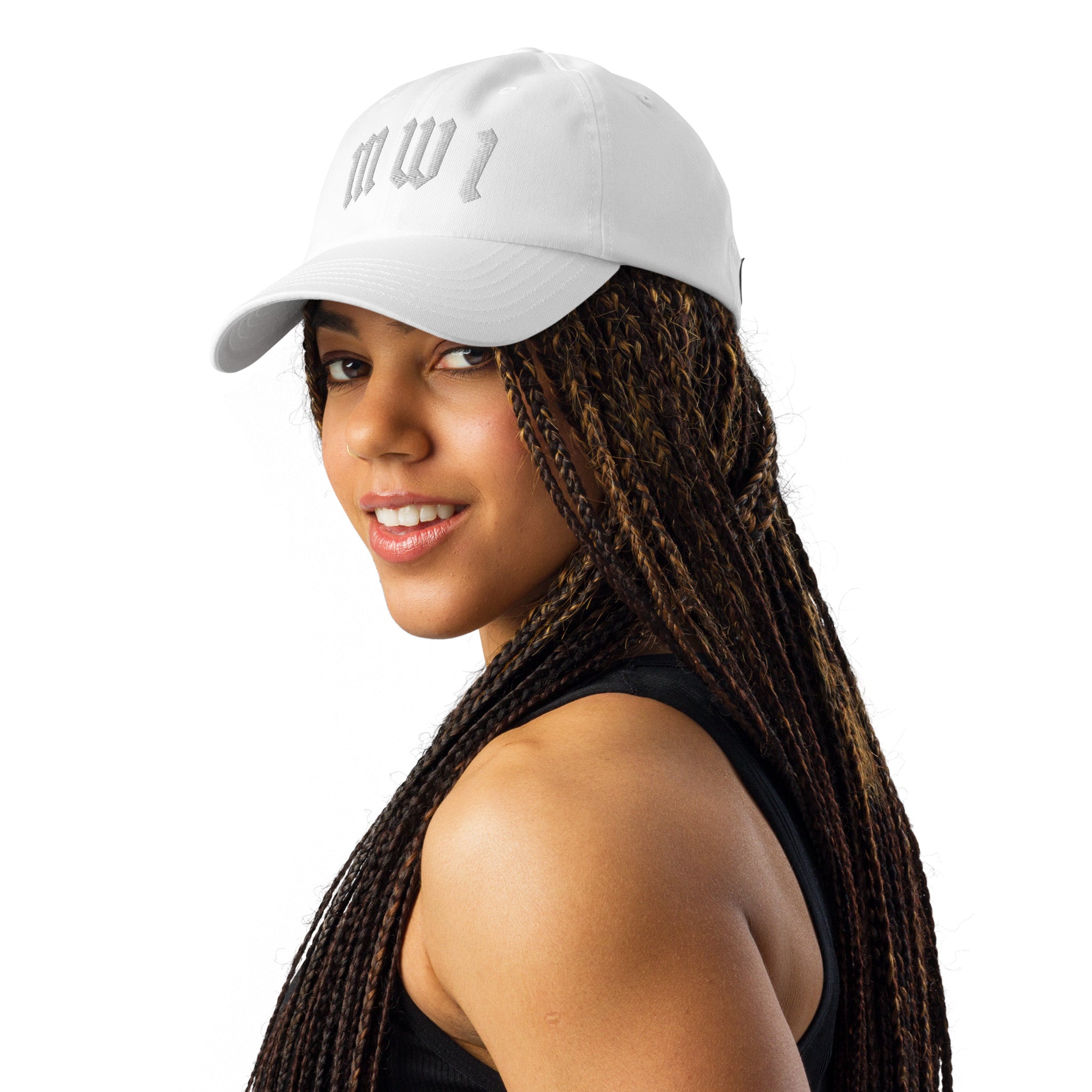 Model wearing SM Scrip Cap White